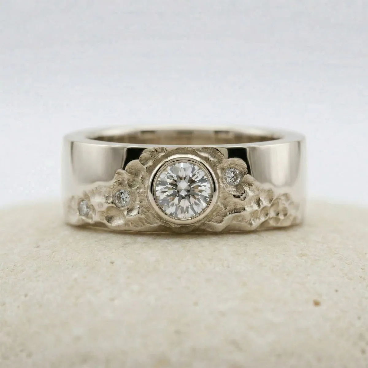 Ethical 18ct White Gold Sun and Mountain Ring