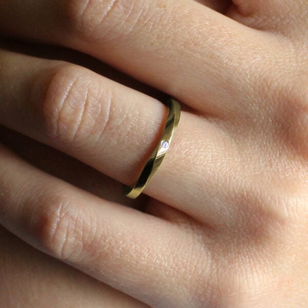The Bachan: Recycled 18ct Yellow Gold Wedding Ring with Diamond or Moissanite