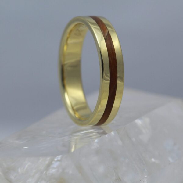 The Turret: Ethical 18ct Gold Ring with Wood Inlay