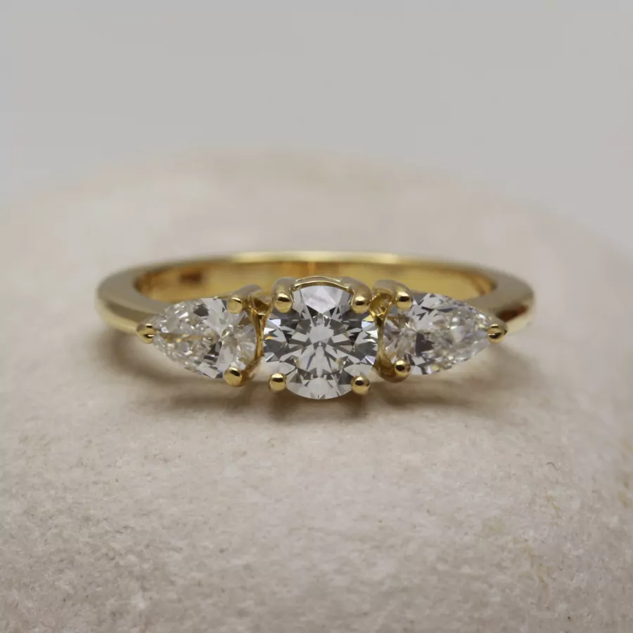 Eco 18ct Gold Diamond Engagement Ring