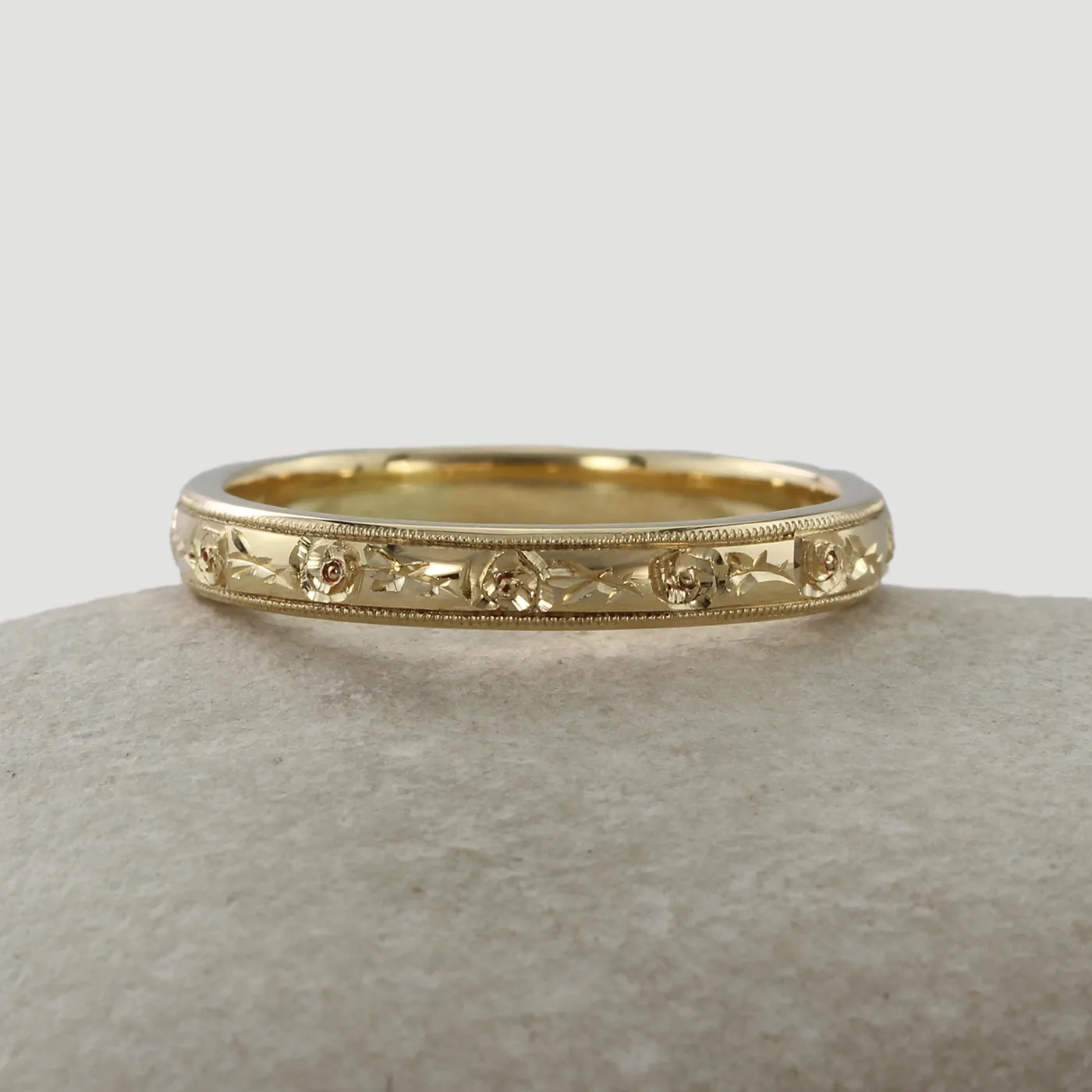 Custom Hand Engraved Rose Garden 18ct Gold Wedding Ring with Migrain Edge